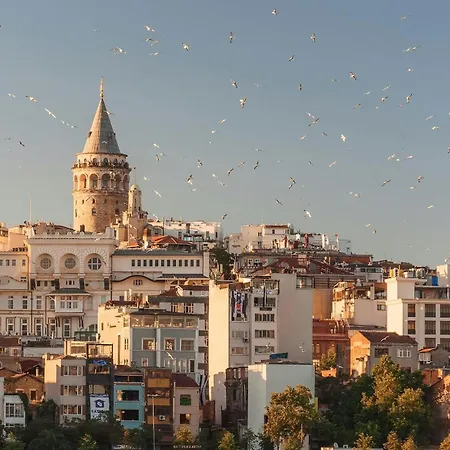 Apartment Luxury Living Stylish Comfort In Levent Istanbul